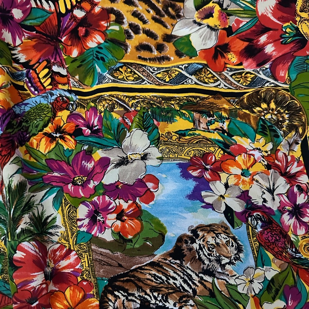 Carole Little Vibrant Floral Top - Picture 5 of 5